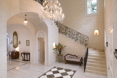 2C3293C0-BEF3-0175-7F24-661F1DC2A815_GABRIEL-HOUSE-ST-LUCIA-FOYER