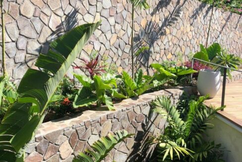 3CCE64D3-7BD5-74AF-8B54-885807B6171C_Garden
