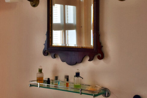 Half bath sink