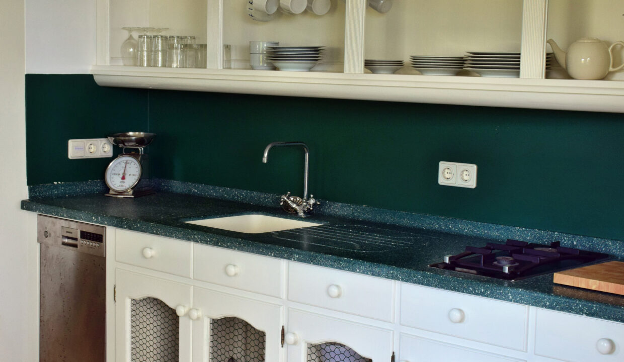 Kitchen apt