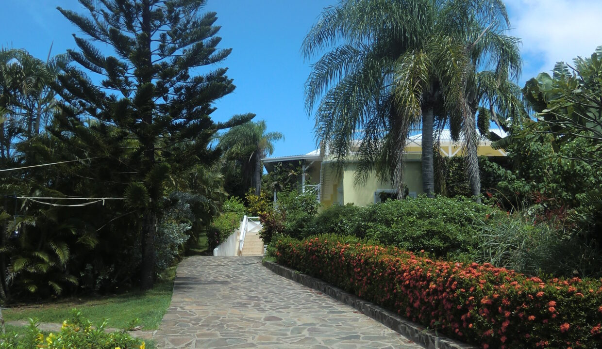 Pathway villa